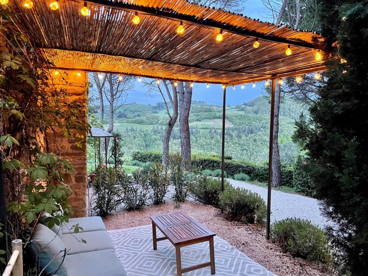La Panoramica Gubbio - Maison De Charme - Casette E Appartamenti Self Catering Per Vacanze Meravigliose! Exteriör bild