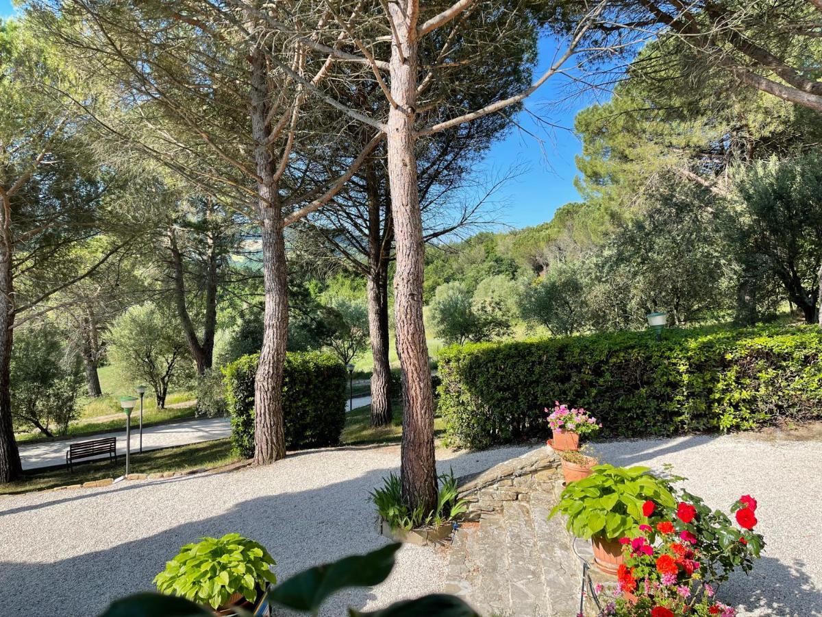 La Panoramica Gubbio - Maison De Charme - Casette E Appartamenti Self Catering Per Vacanze Meravigliose! Exteriör bild
