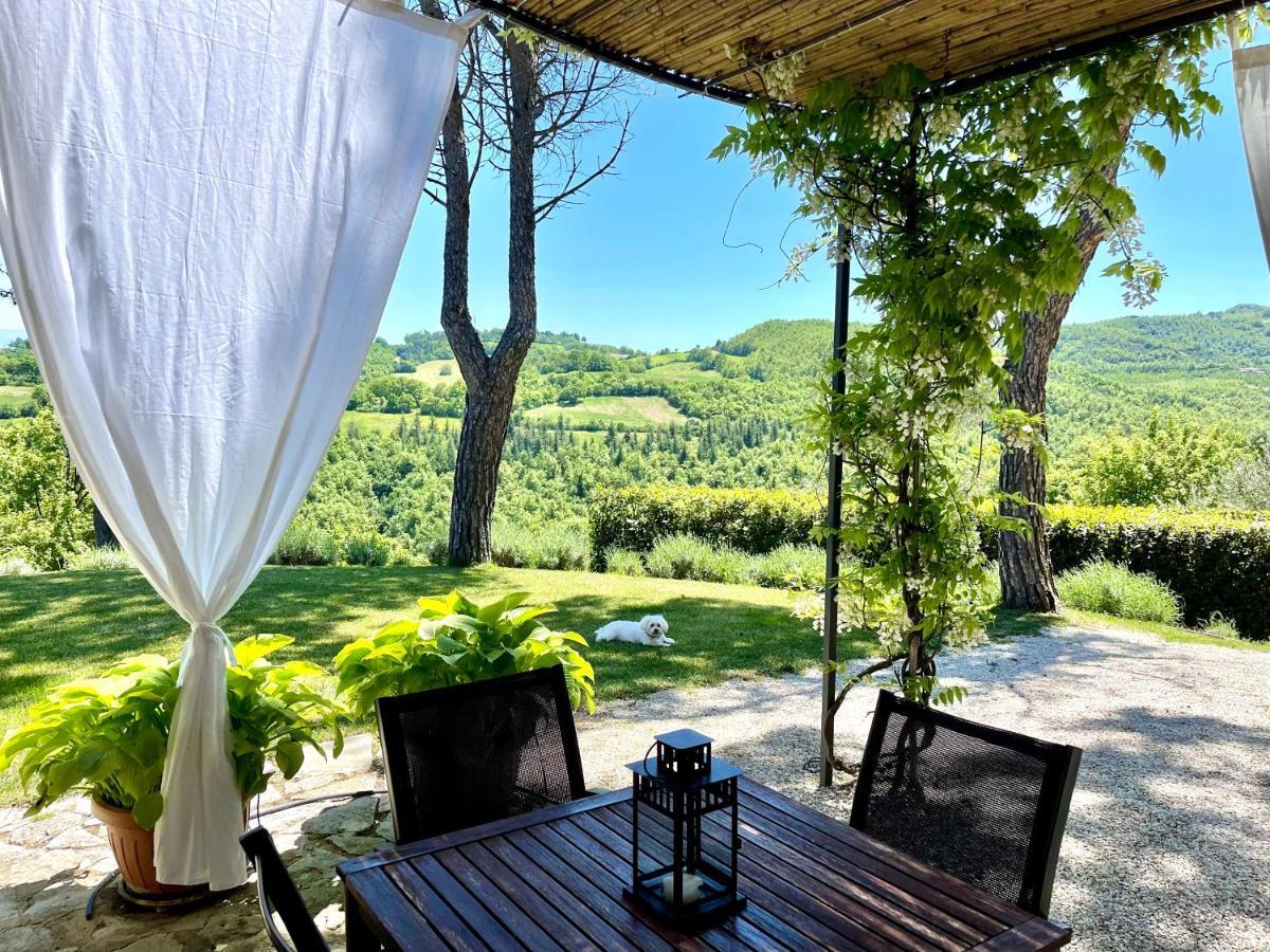 La Panoramica Gubbio - Maison De Charme - Casette E Appartamenti Self Catering Per Vacanze Meravigliose! Exteriör bild